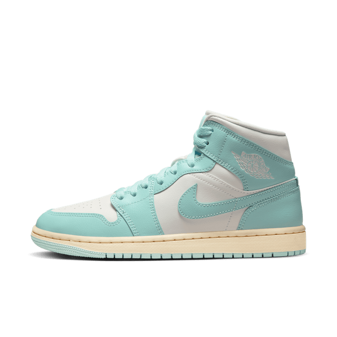 Air Jordan 1 Mid WMNS 'Light Dew' BQ6472 132