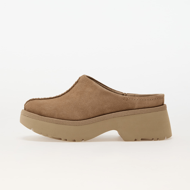 UGG W New Heights Clog Sand