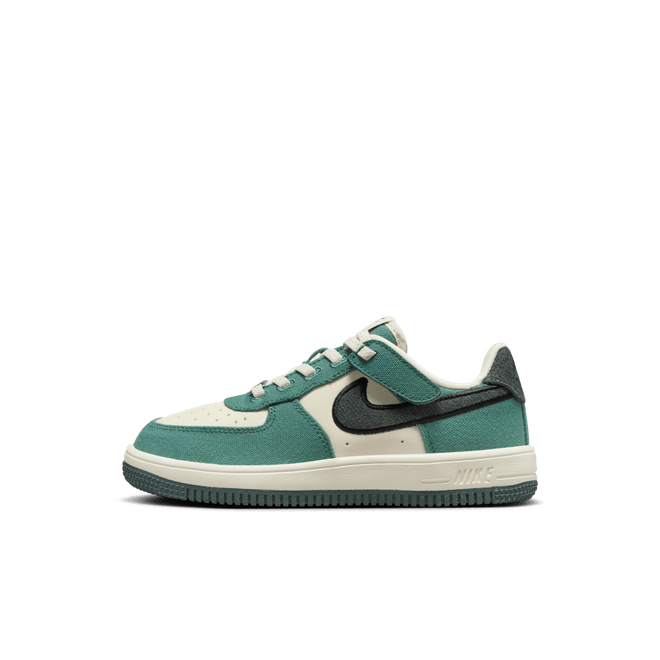 Nike Force 1 LV8 3 EasyOn Little Kids' HJ4293-100