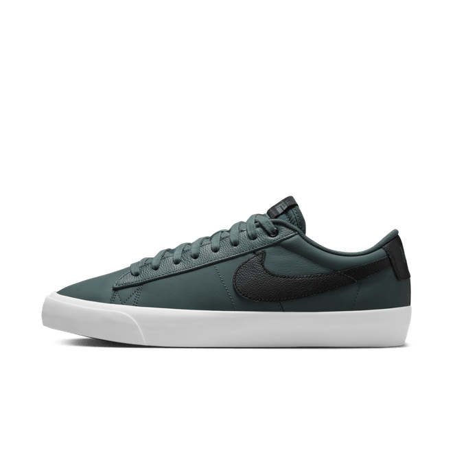 Nike SB Blazer Low Pro GT DV1226-300