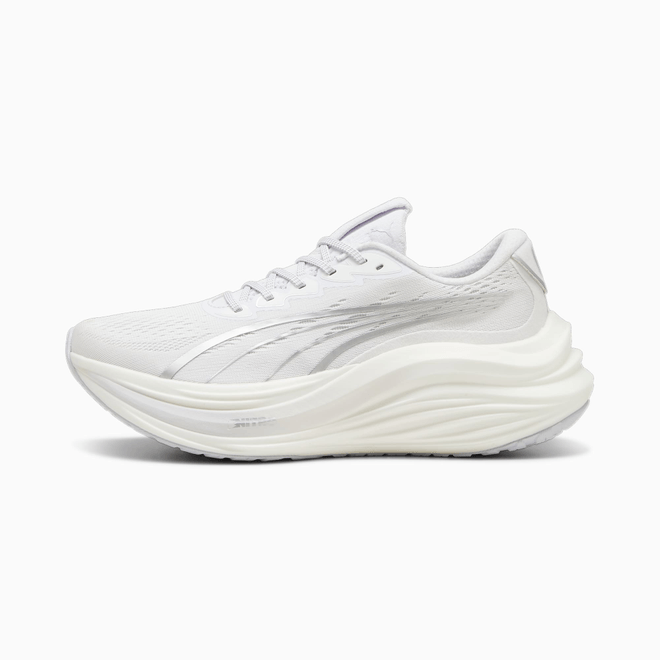 PUMA Magmax Nitroâ¢  310088-04