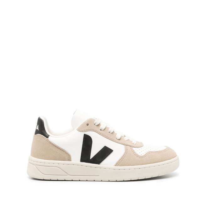 VEJA V-10 ChromeFree leren