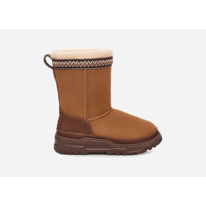 UGG® Classic Short TrailGazer Boot Brown 1157694K-CHE