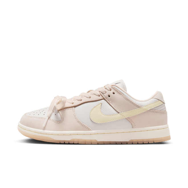 Nike Dunk Low PRM WMNS 'Light Soft Pink' FB7910-601