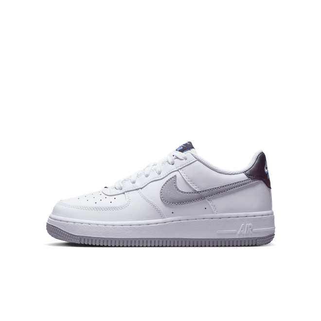 Nike Air Force 1 Older Kids' FV5948-112