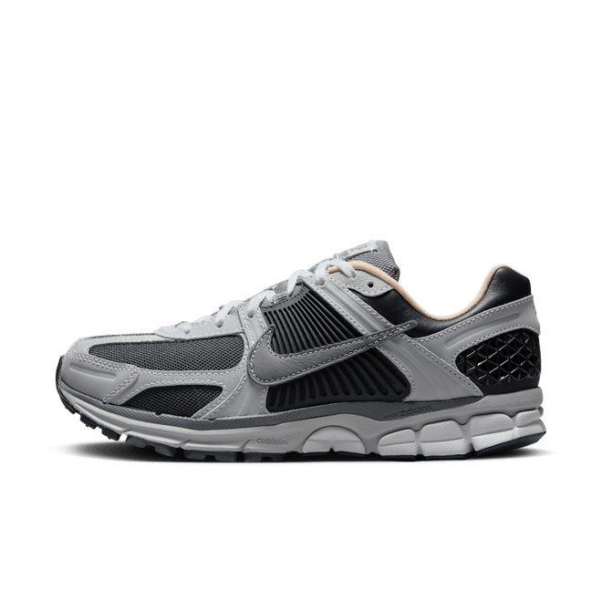 Nike Zoom Vomero 5 'Dark Smoke Grey'