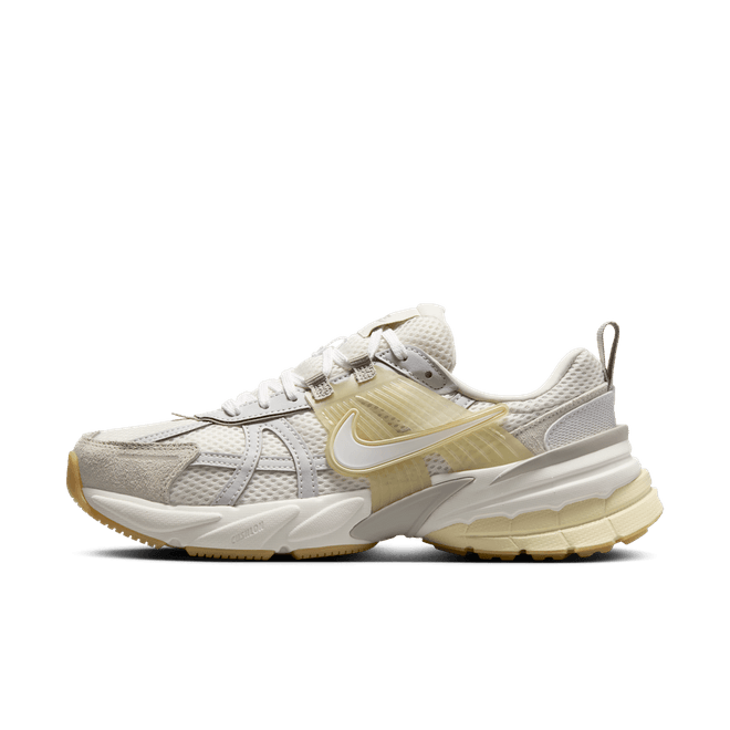 Nike V2K Run WMNS 'Phantom & Light Khaki' HV4314-030