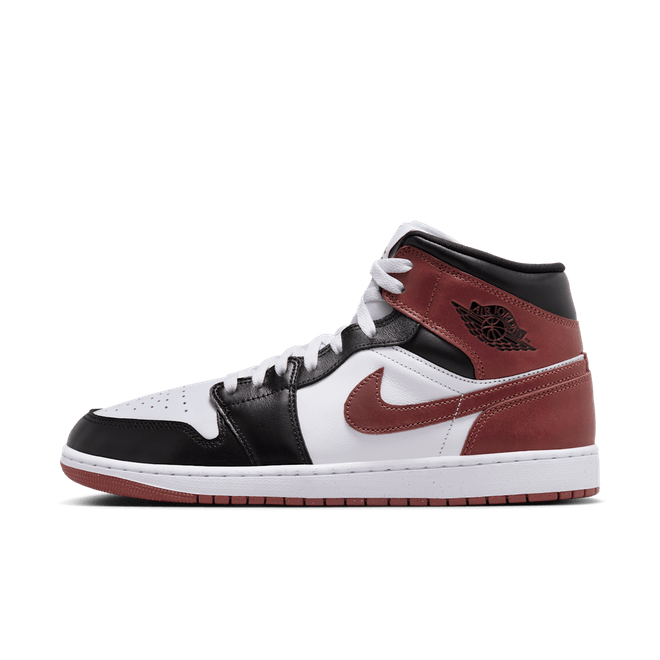 Air Jordan 1 Mid SE Dark Pony HF3216-102