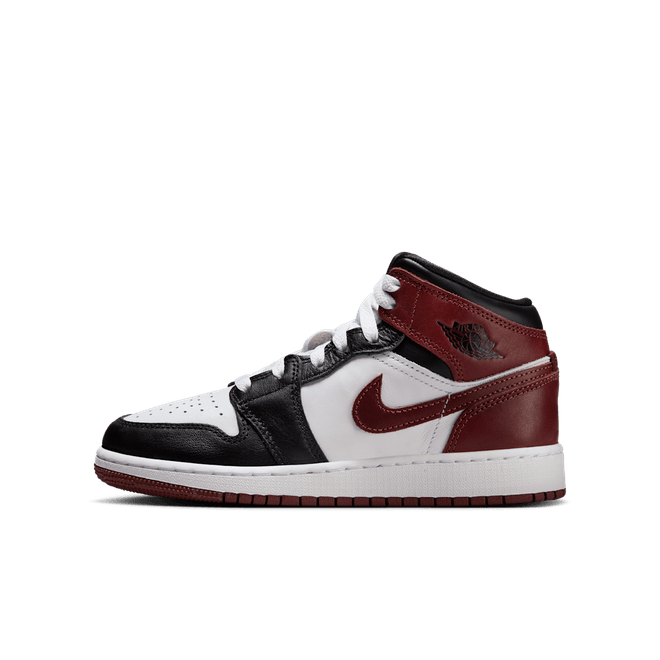 Nike Air Jordan 1 Mid SE Older Kids' HF3193-102