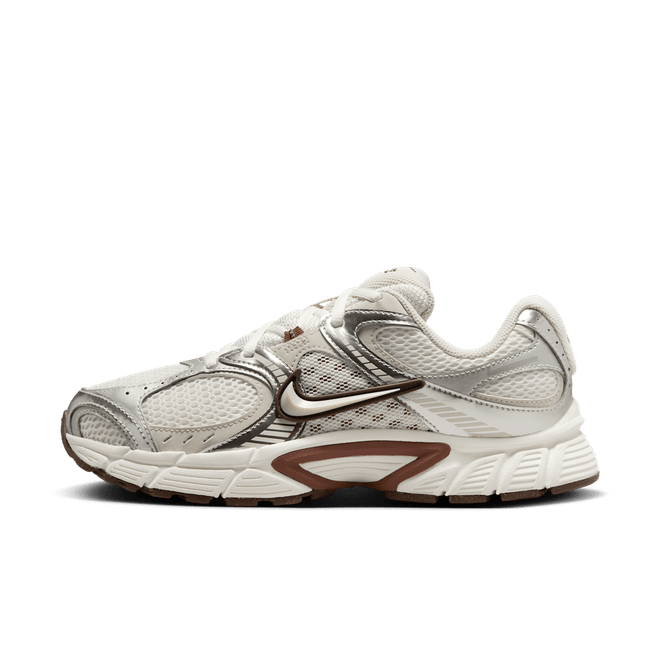 Nike V5 RNR HQ7901-102