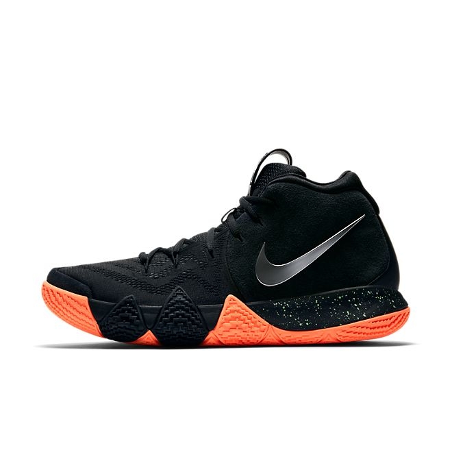 Kyrie 4  943806-010