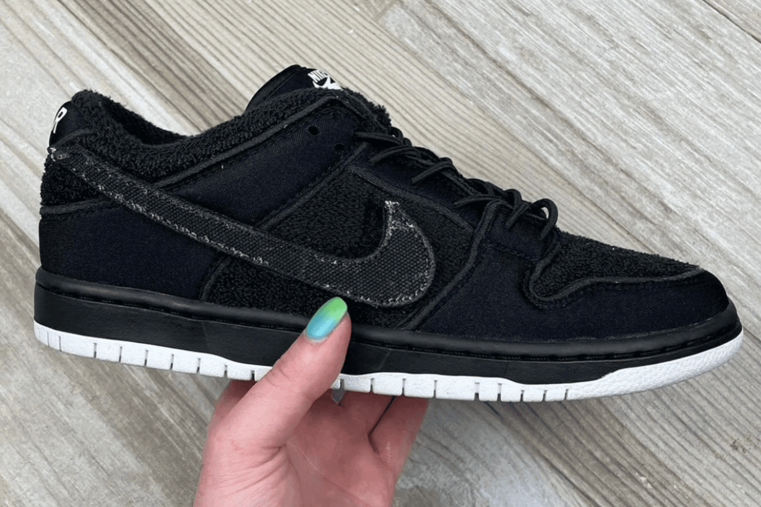 Uns erwartet ein Elissa Steamer's Gnarhunters x Nike SB Dunk Low