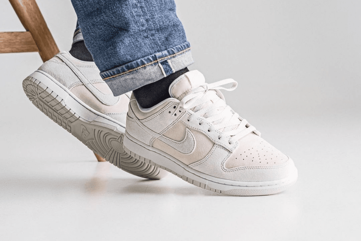 Release Reminder: Nike Dunk Low 'Vast Grey'