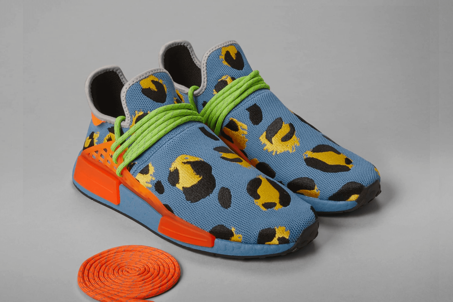 Pharrell und adidas releasen den NMD HU Animal Print 'Blue'