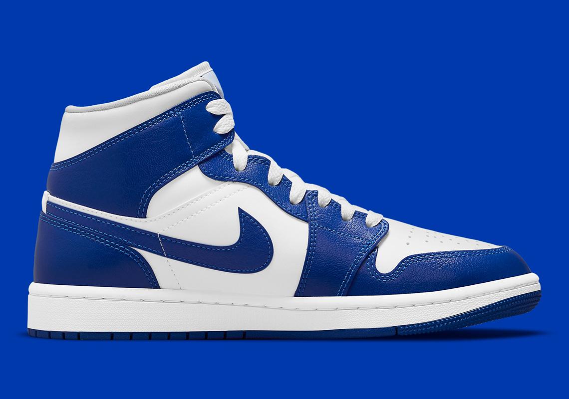 Air Jordan 1 Mid 'Kentucky Blue'