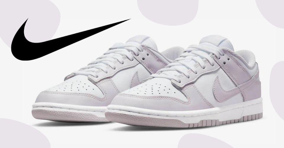 De Nike Dunk Low &#8216;Light Violet&#8217; is speciaal voor de dames