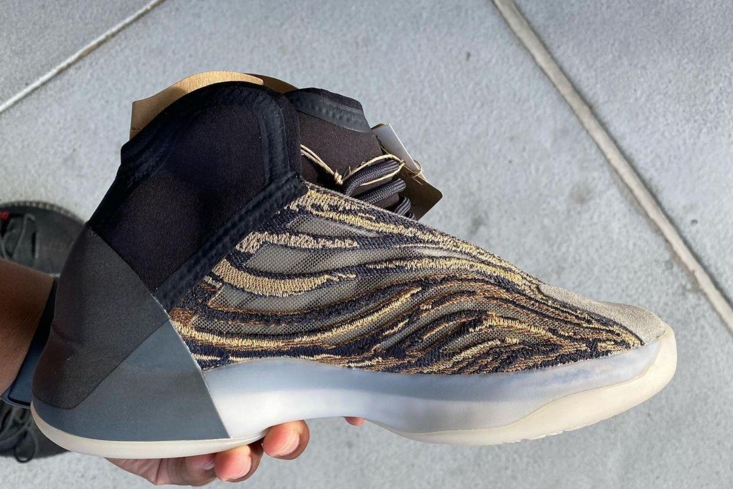 De adidas Yeezy Quantum krijgt een &#8216;Amber Tint&#8217; colorway