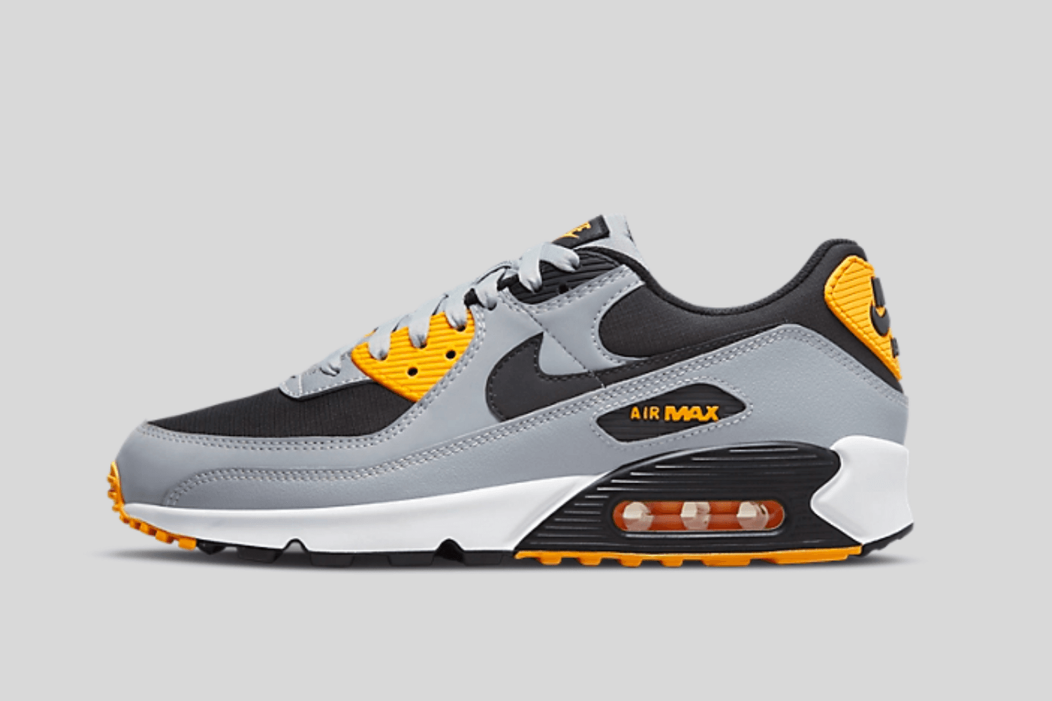 De Nike Air Max 90 komt in een &#8216;Batman&#8217; colorway