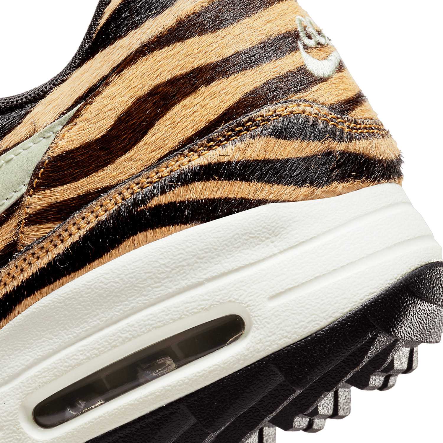 Nike detail Air Max 1 Golf 'Tiger'