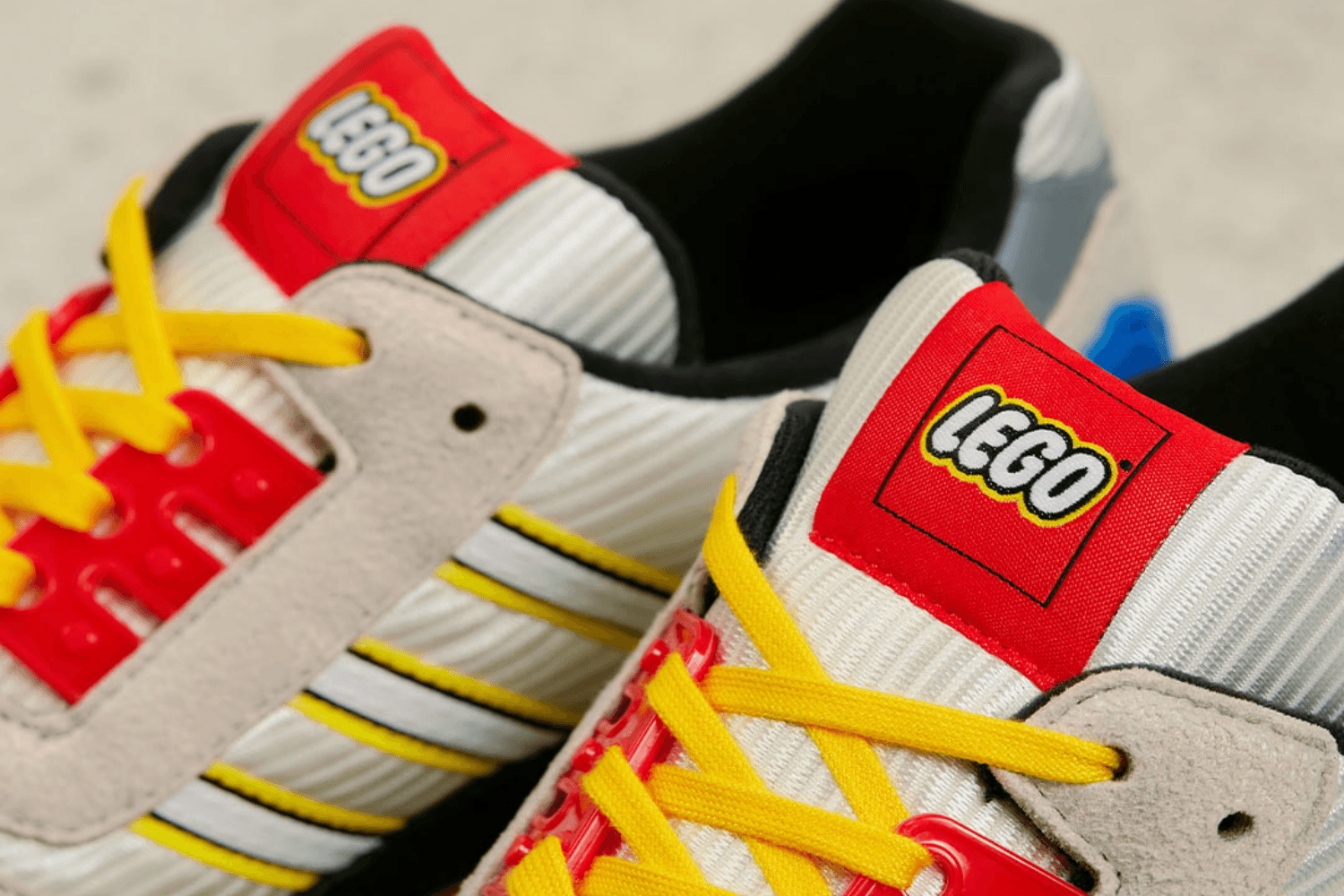 De LEGO x adidas ZX 8000 is opnieuw gelanceerd