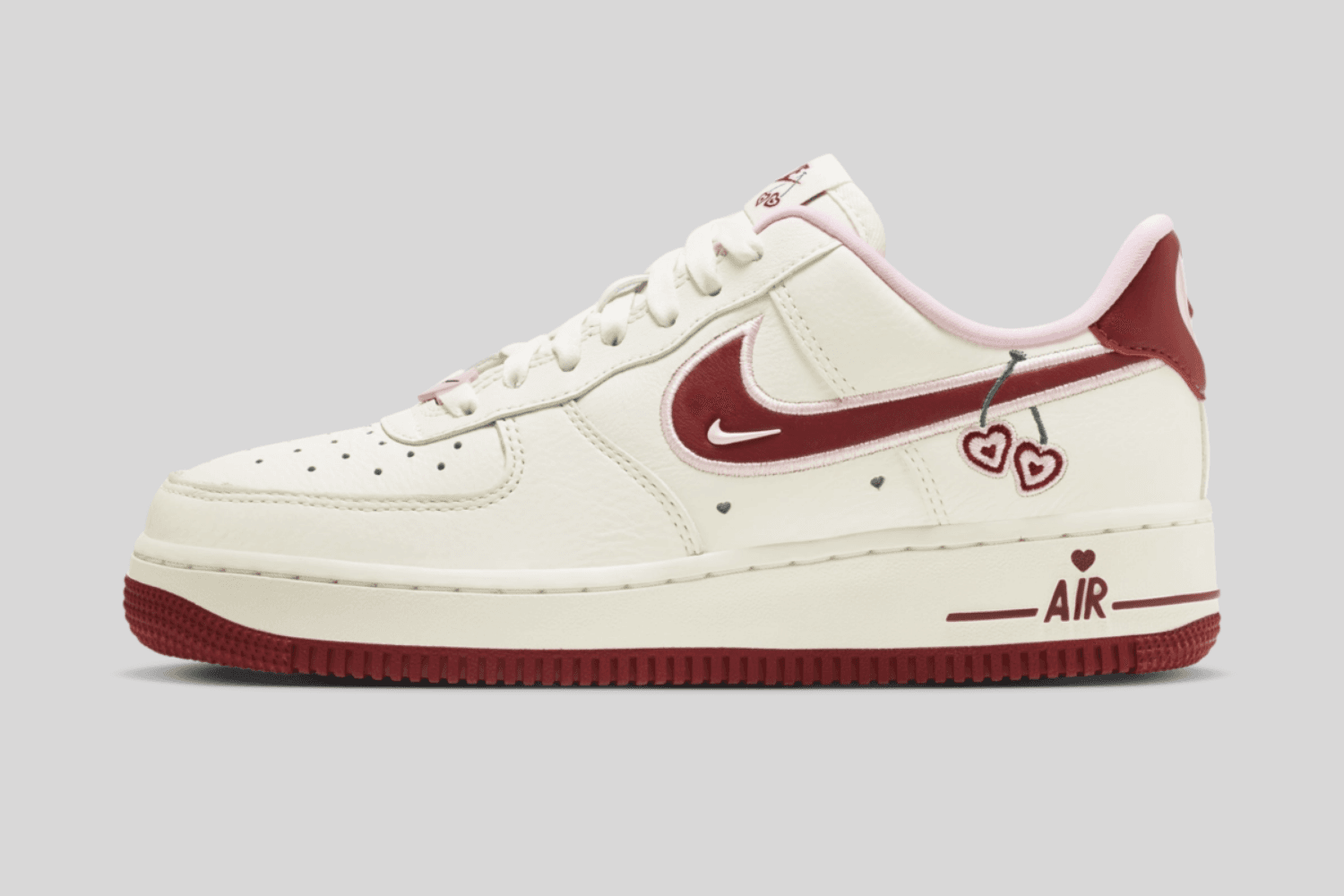 Nike Air Force 1 Low met hartvormige kersen voor Valentijnsdag 2023