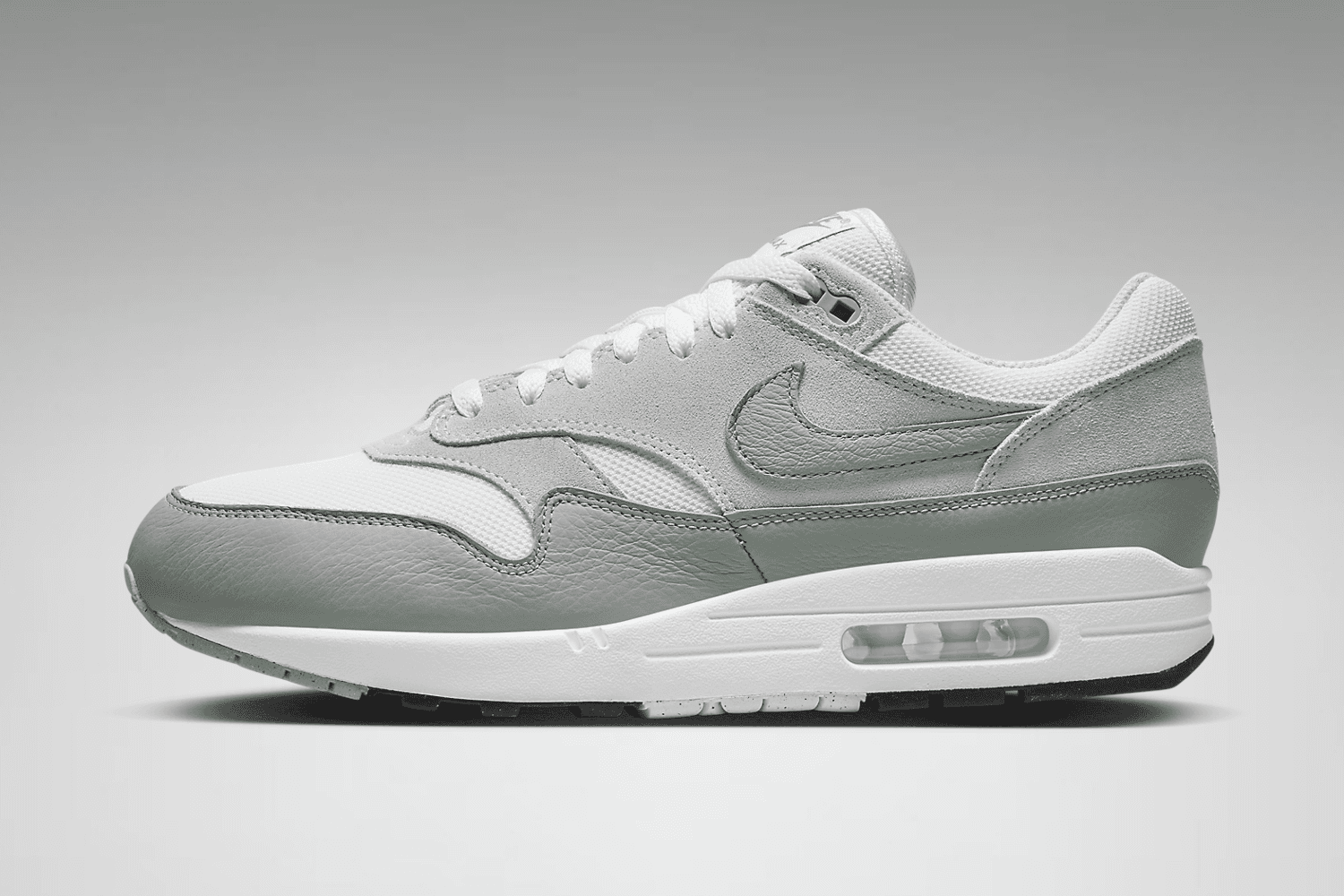 De Nike Air Max 1 &#8216;Mica Green&#8217; dropt in april 2023