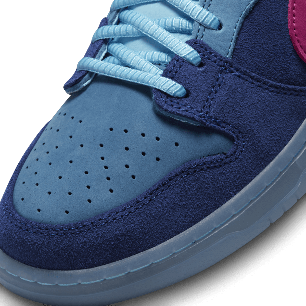 Run The Jewels x Nike SB Dunk Low