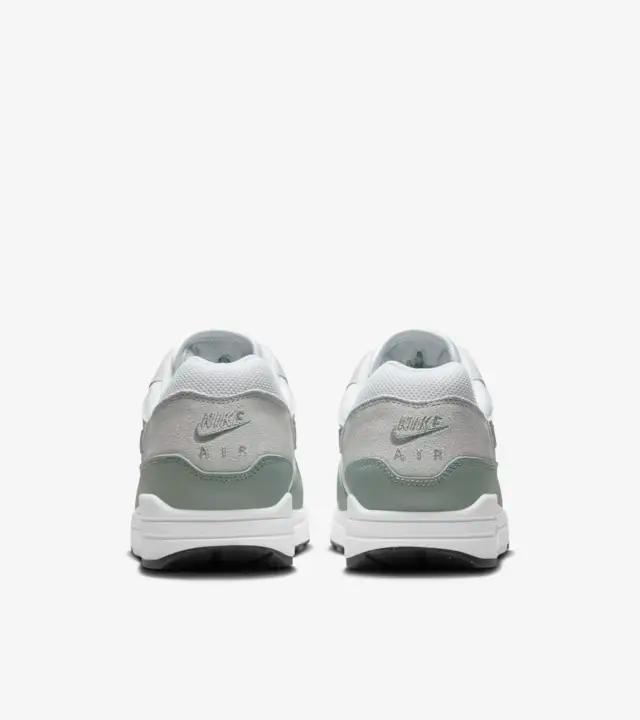 Nike Air Max 1 Mica Green