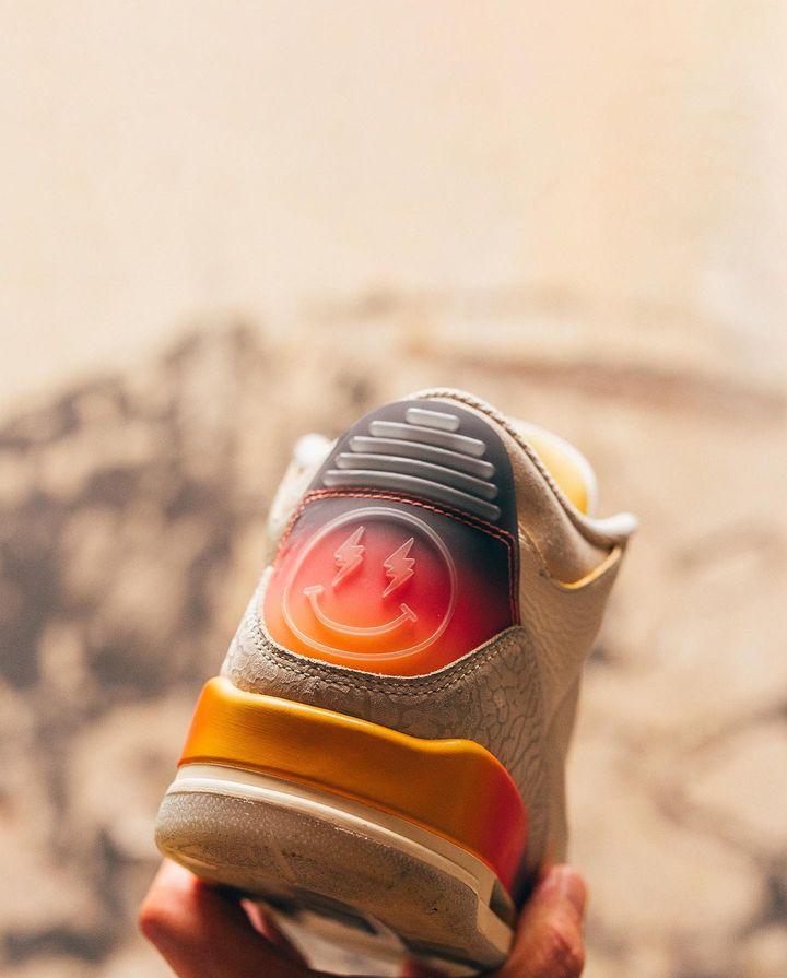 J Balvin x Air Jordan 3 'Medellín Sunset' logo