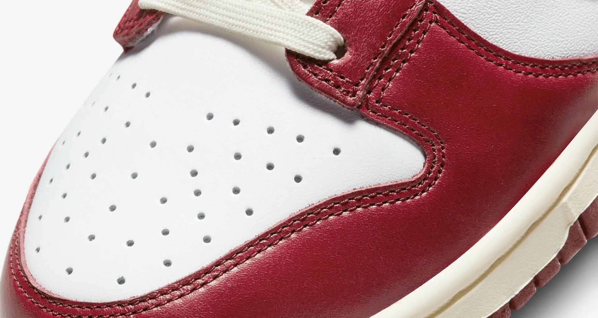 Nike Dunk Low PRM WMNS 'Team Red' detail shot