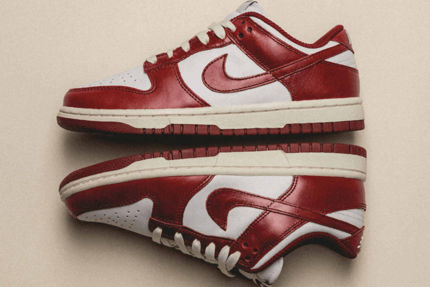 Release reminder: Nike Dunk Low PRM WMNS &#8216;Team Red&#8217;