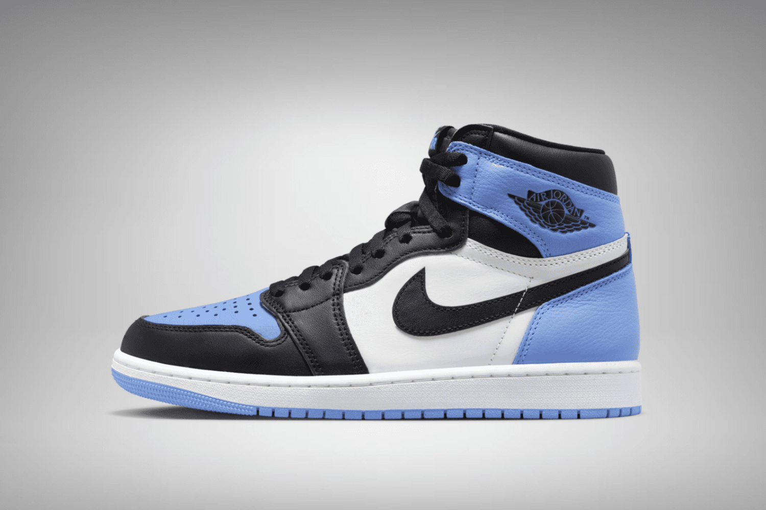 Nike toont de officiële beelden van de Air Jordan 1 Retro High OG &#8216;UNC Toe&#8217;