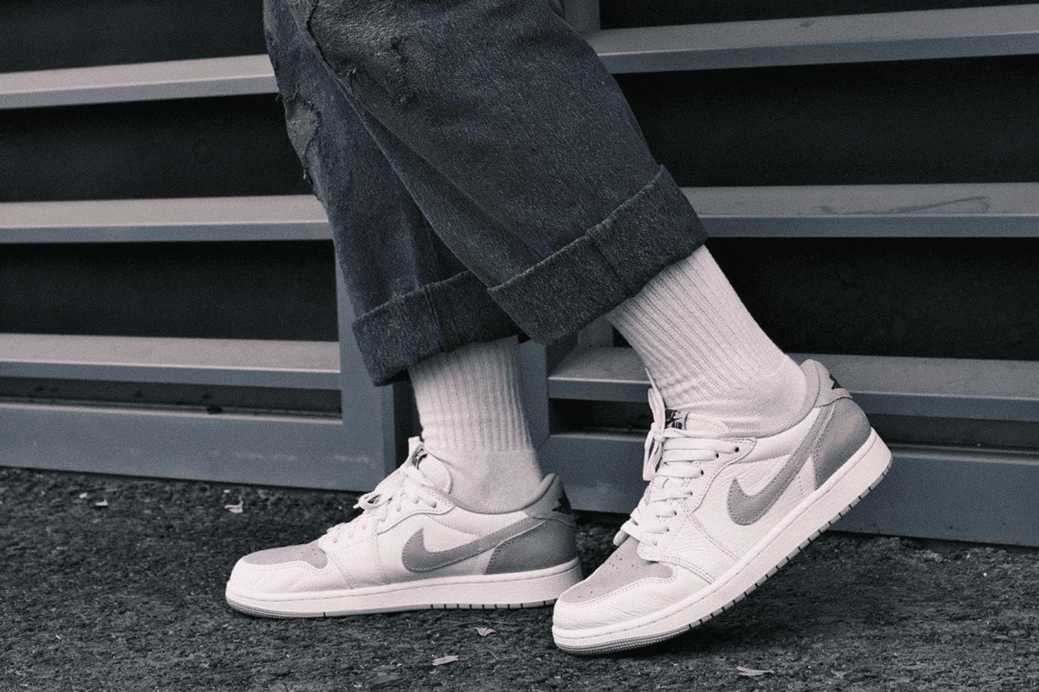 Release reminder: Air Jordan 1 Low OG &#8216;Atmosphere Grey&#8217;