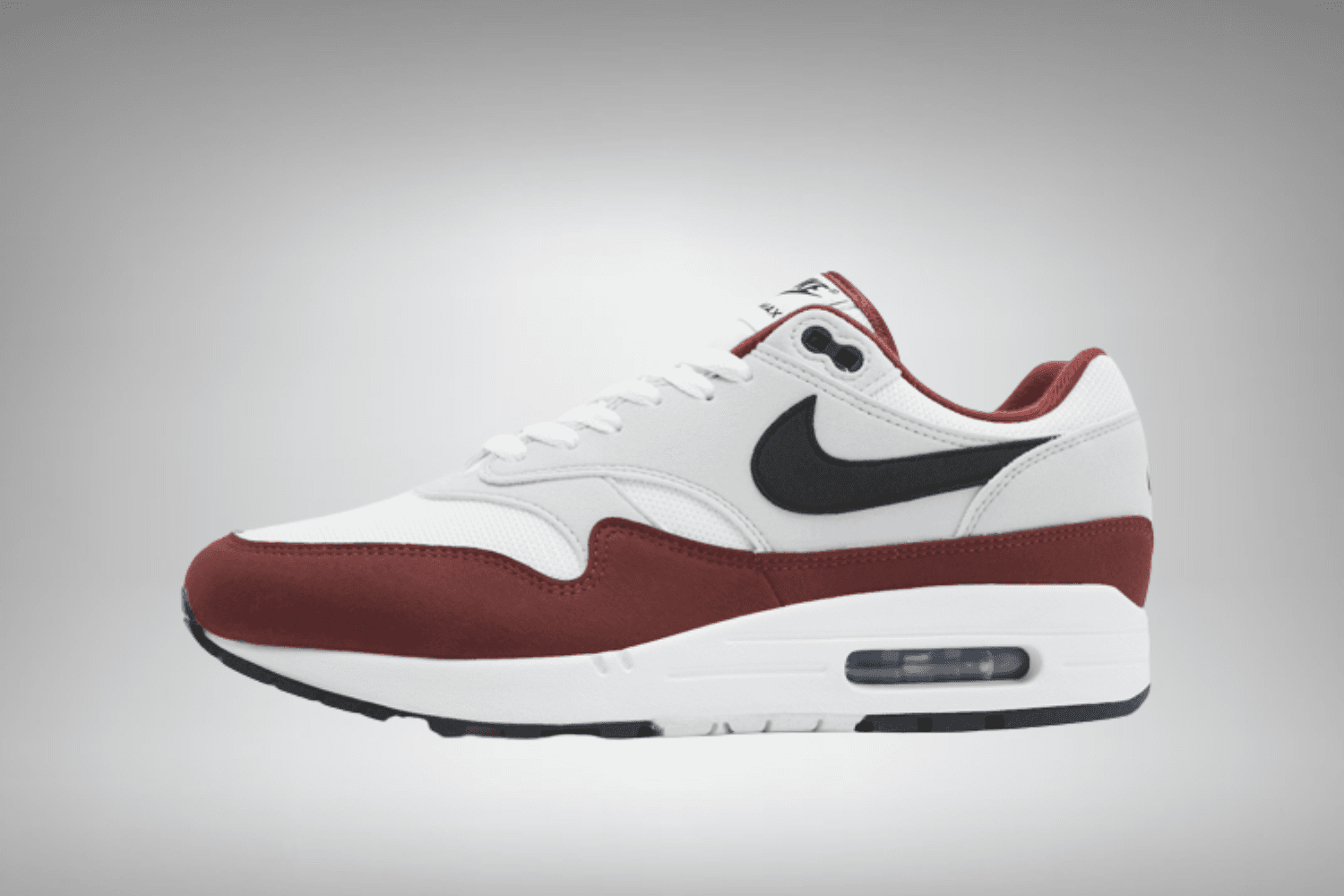 De Nike Air Max 1 &#8216;Dark Team Red&#8217; verschijnt in 2024