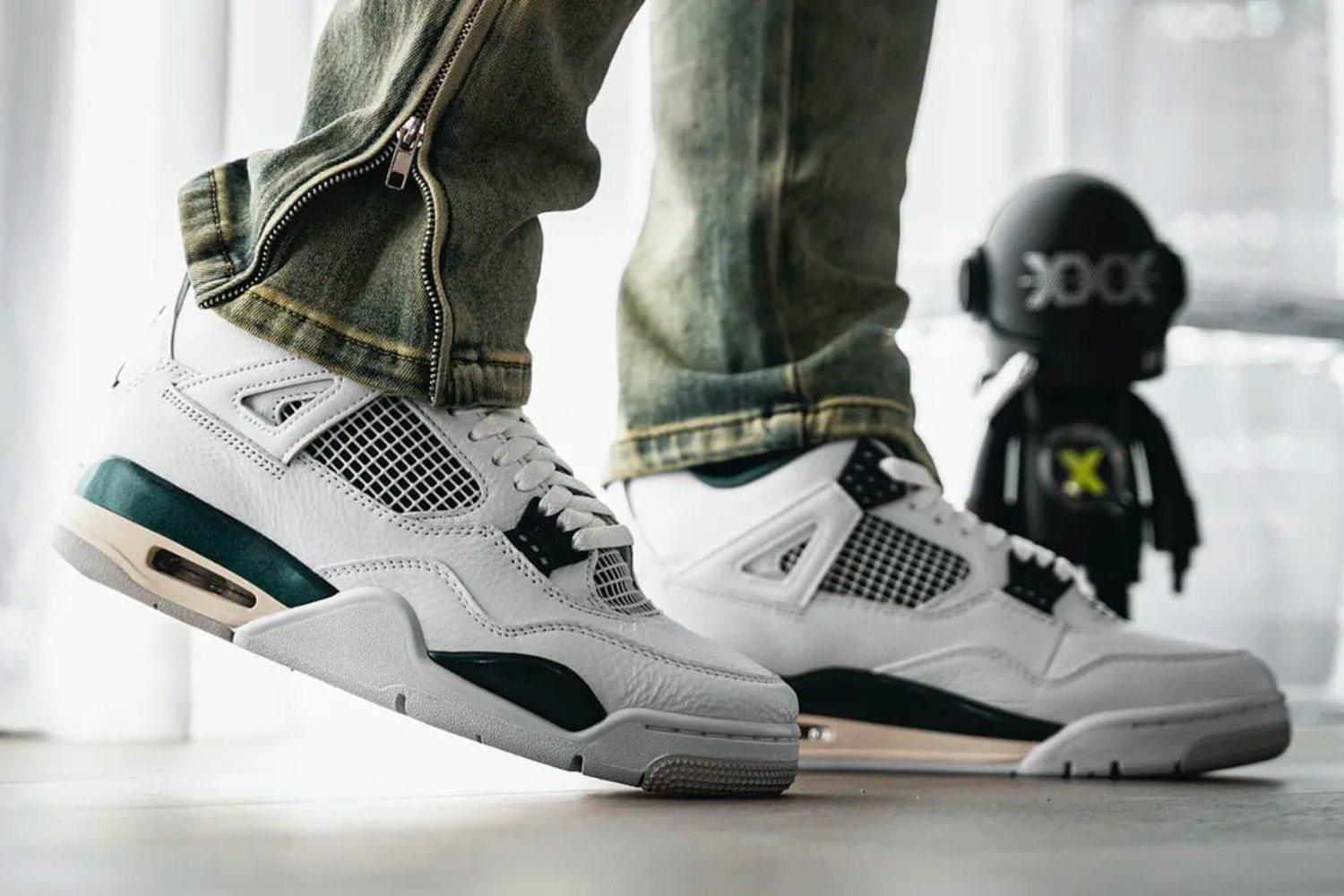 Gedetailleerde blik op de Air Jordan 4 &#8216;Oxidized Green&#8217;