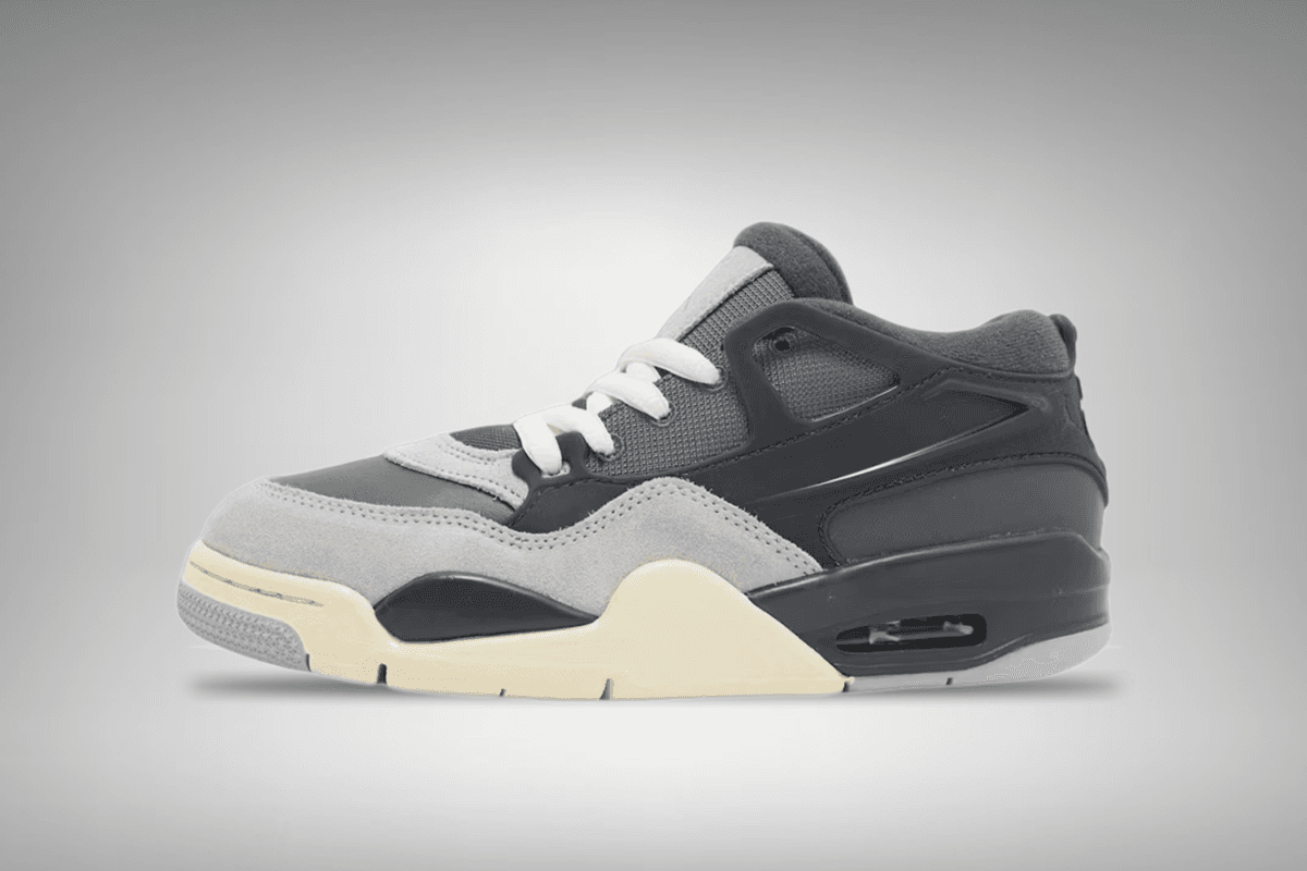 De Air Jordan 4 RM verschijnt in een &#8216;Iron Grey&#8217;