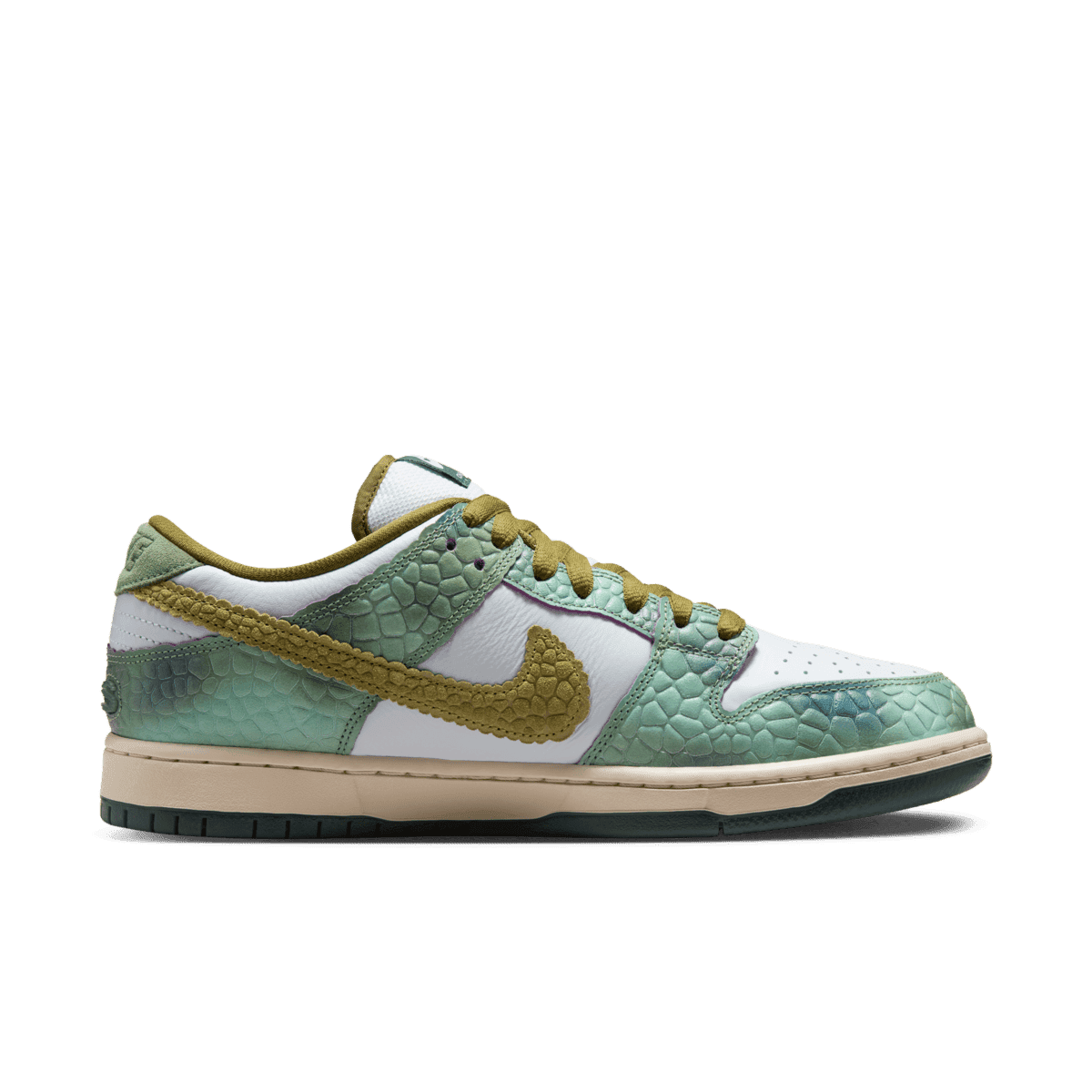 Alexis Sablone x Nike SB Dunk Low 'Chameleon'