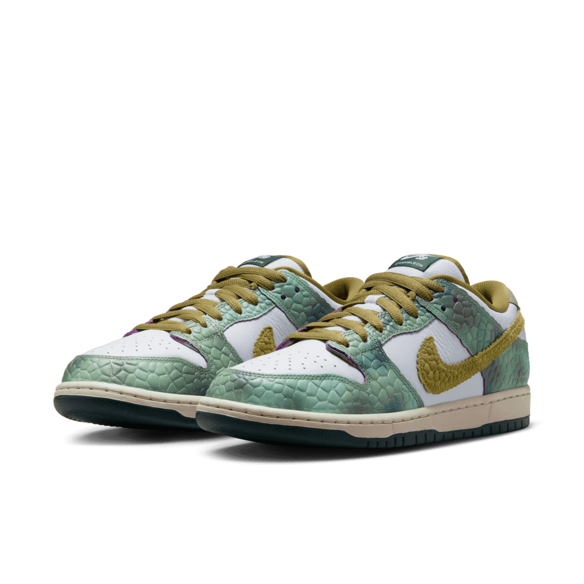 Alexis Sablone x Nike SB Dunk Low 'Chameleon'