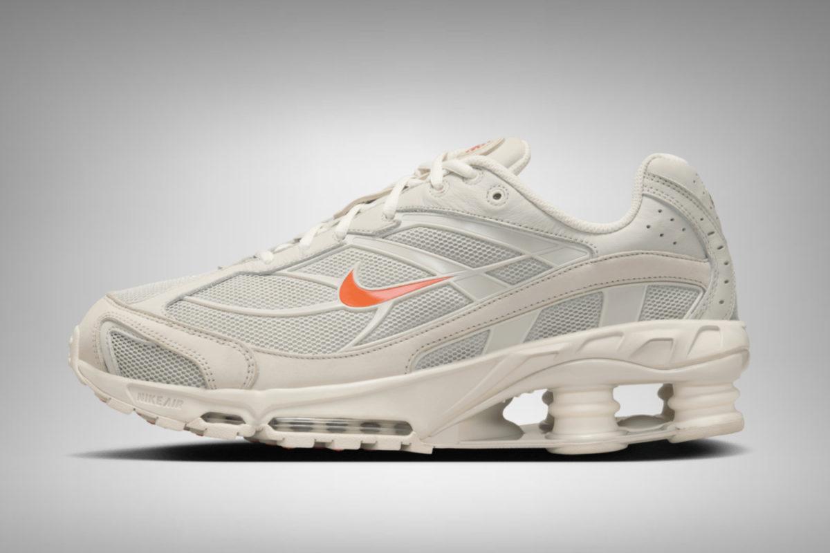 De Nike Shox Ride 2 keert terug in een &#8216;Light Bone&#8217; kleurstelling