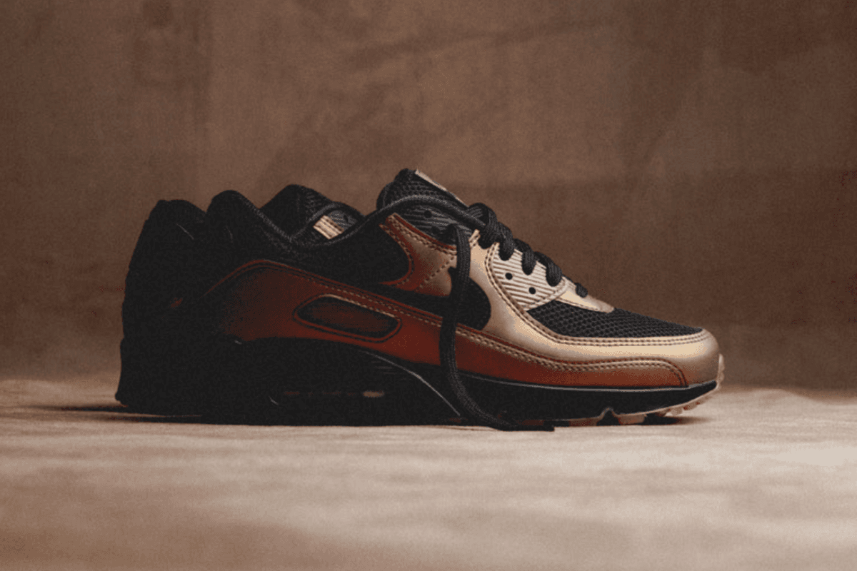 Out now: is de Nike Air Max 90 &#8216;Metallic Copper&#8217; een must-have?