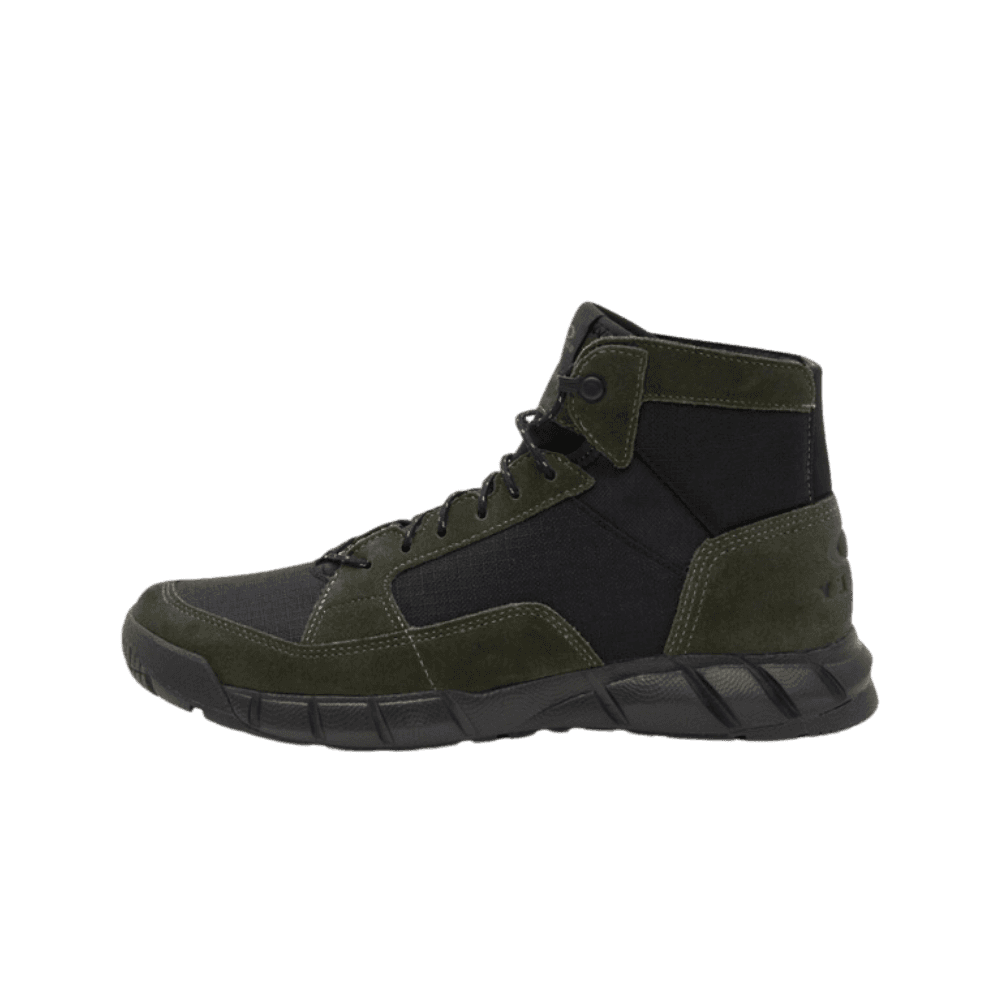 Oakley Urban Explorer Mid