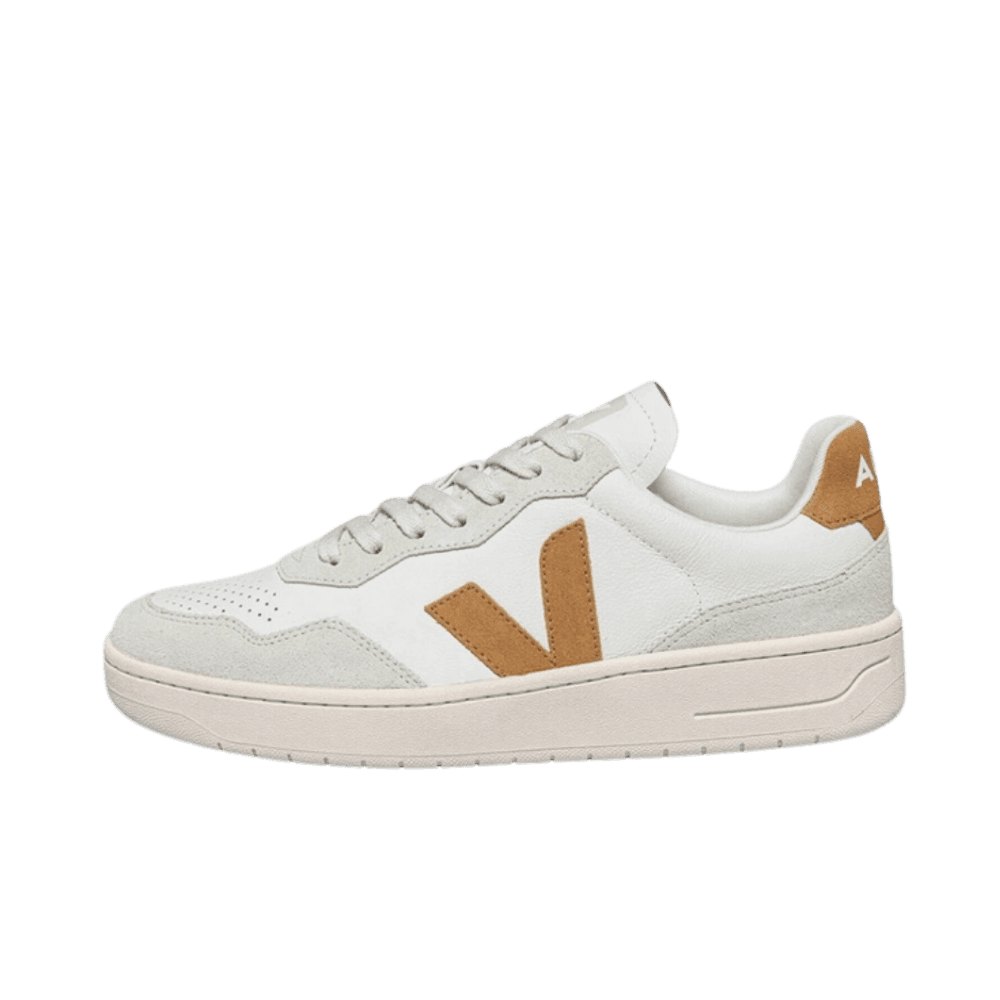 VEJA V-90 Leather