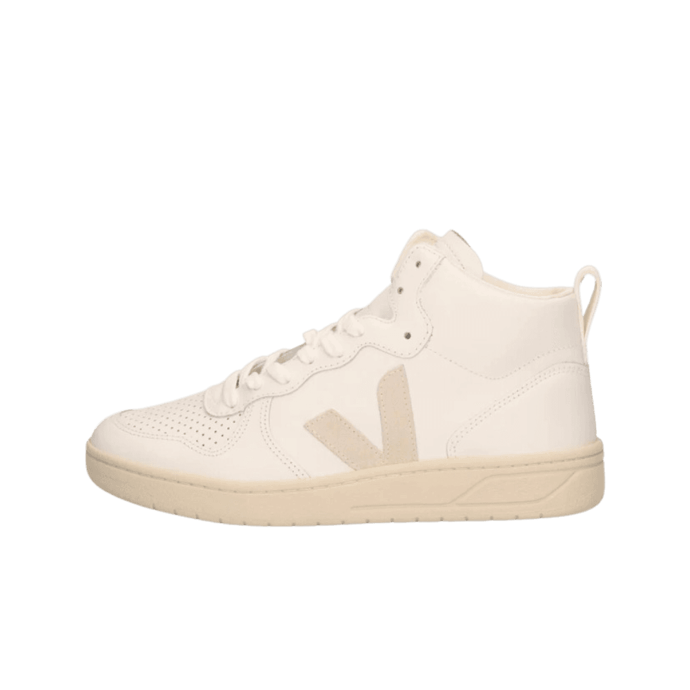 VEJA V-15  Leather