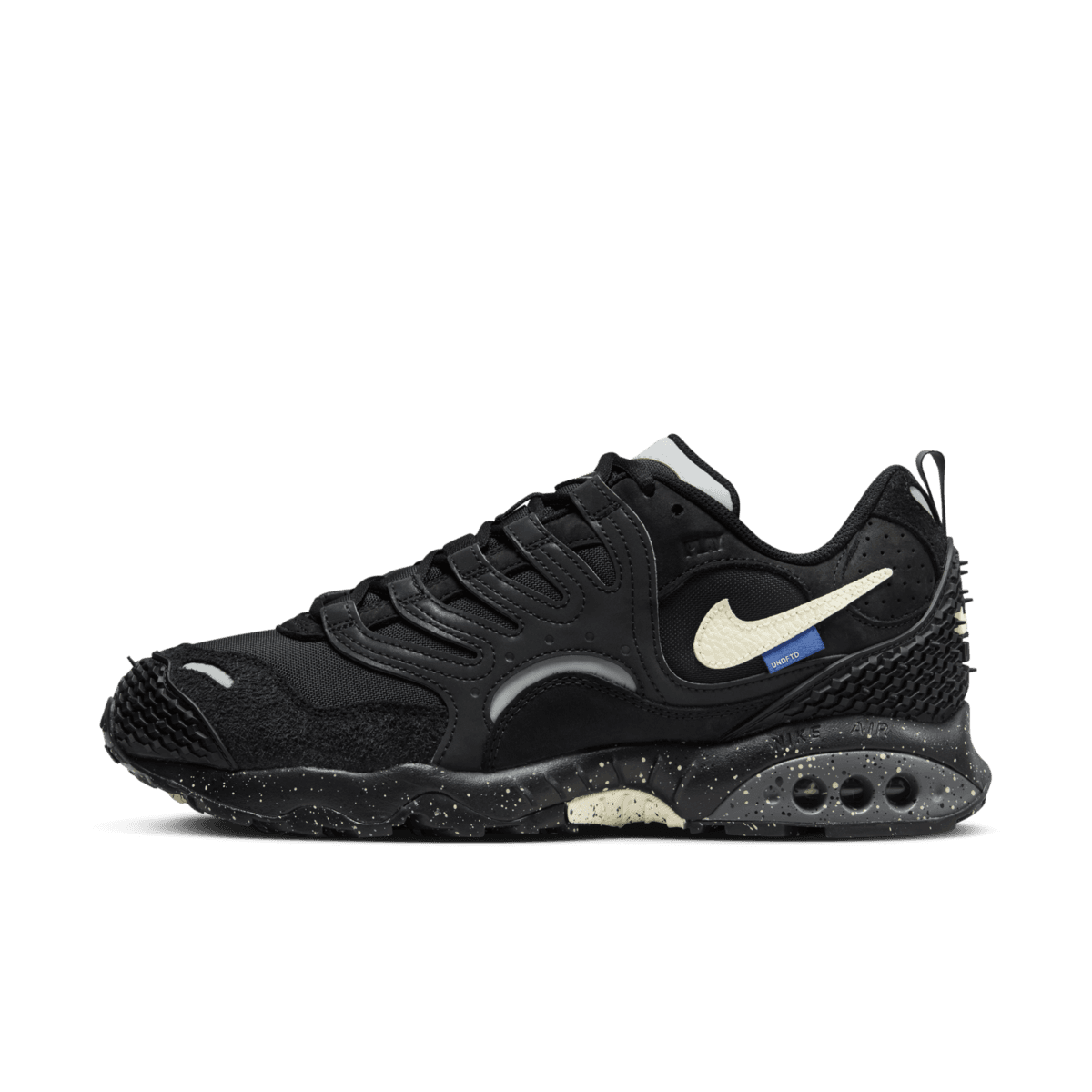 Undefeated x Nike Air Terra Humara 'Black'