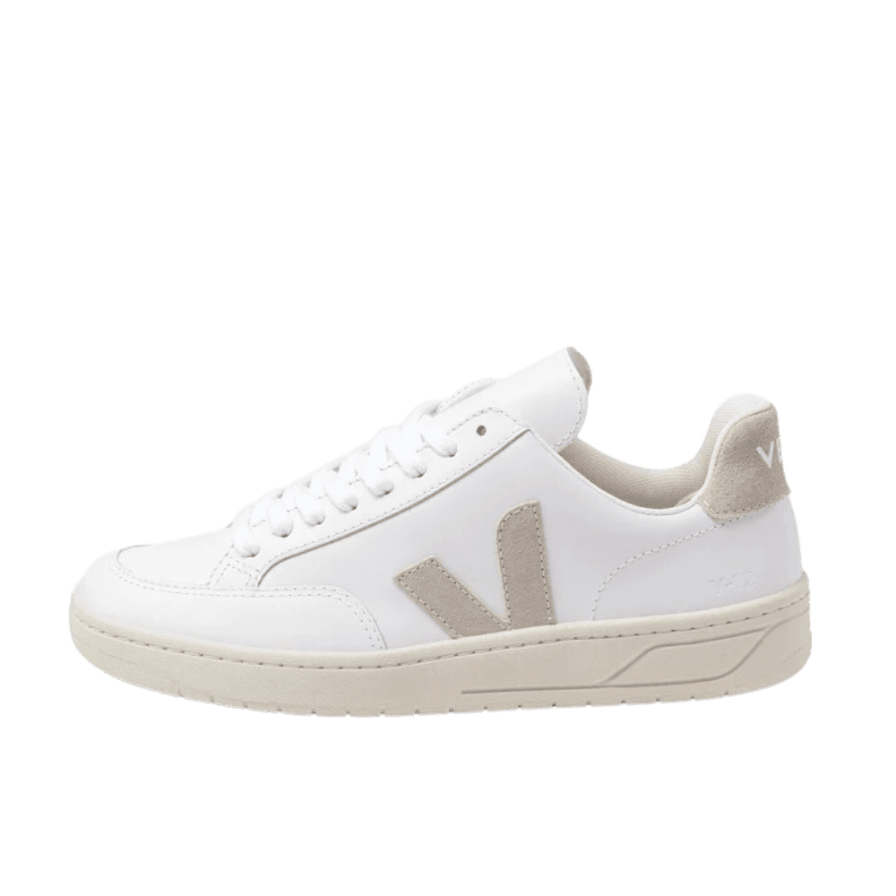 VEJA V-12  Leather