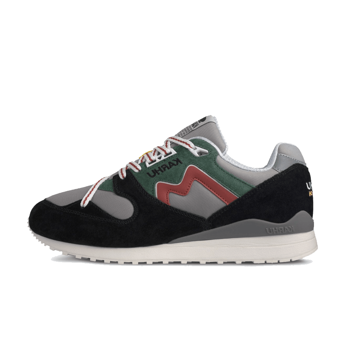 Karhu Synchron Classic 'Jet Black' - Mascot Pack