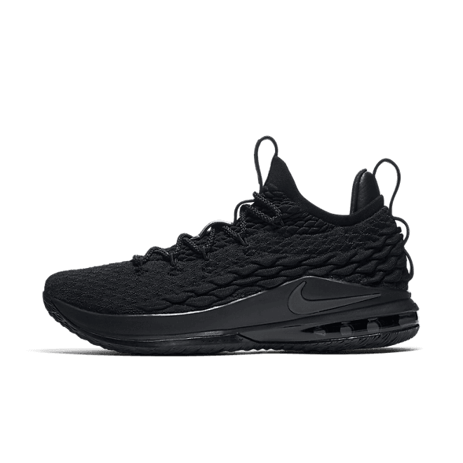 Nike Lebron 15 low-top