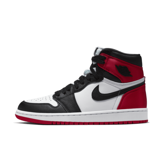 Air Jordan 1 Satin 'Black Toe'