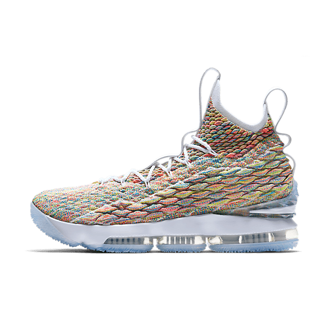 Nike Lebron 15