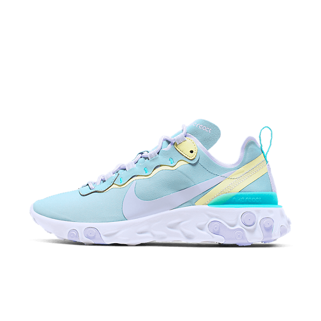 Nike Wmns React Element 55